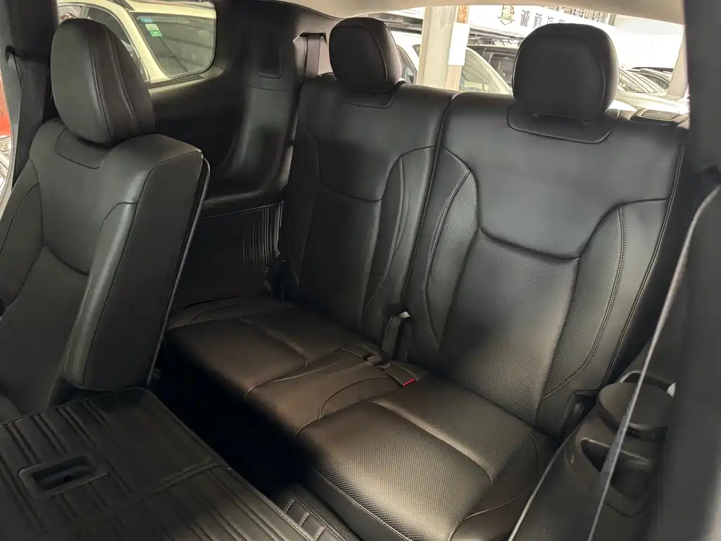 Jeep Grand Commander 2019 — фото 18