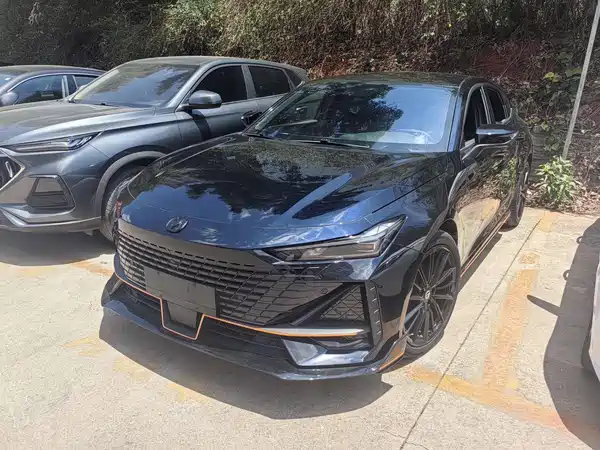 Changan UNI-V 2022