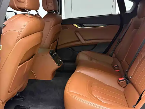 Maserati Quattroporte 2016