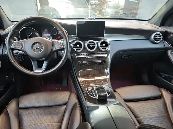 Mercedes-Benz GLC 2018