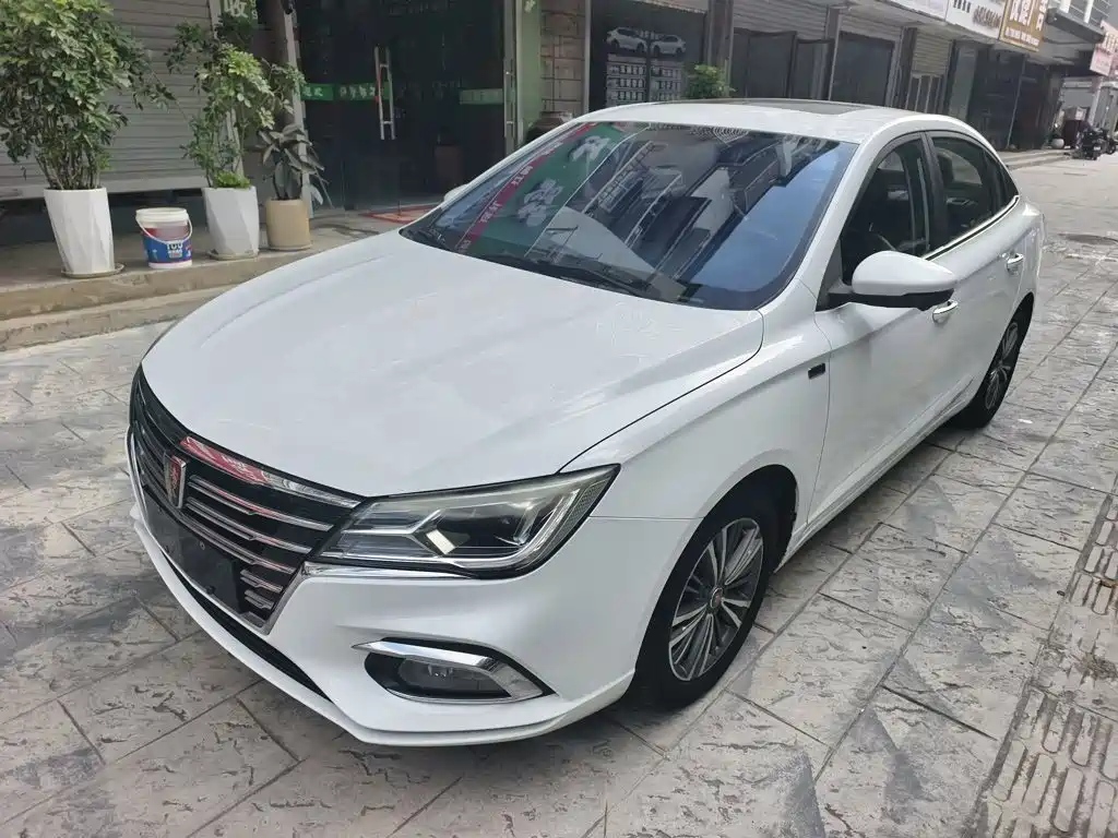 Roewe i5 2019 — фото 1