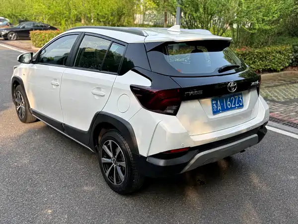 Toyota Yaris L 2020