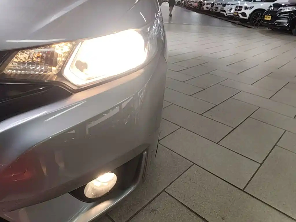 Honda Fit 2015 — фото 24