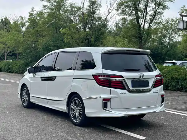 Honda Elysion 2021
