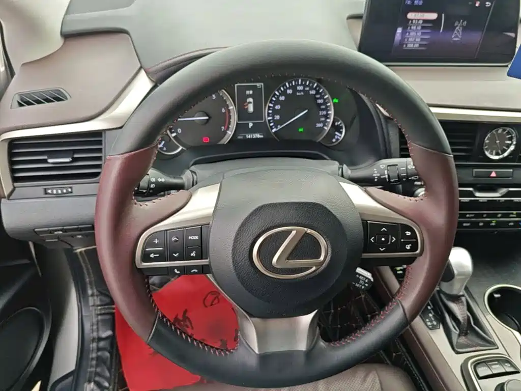 Lexus RX 2019 — фото 11