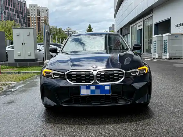 BMW 3 Series 2025