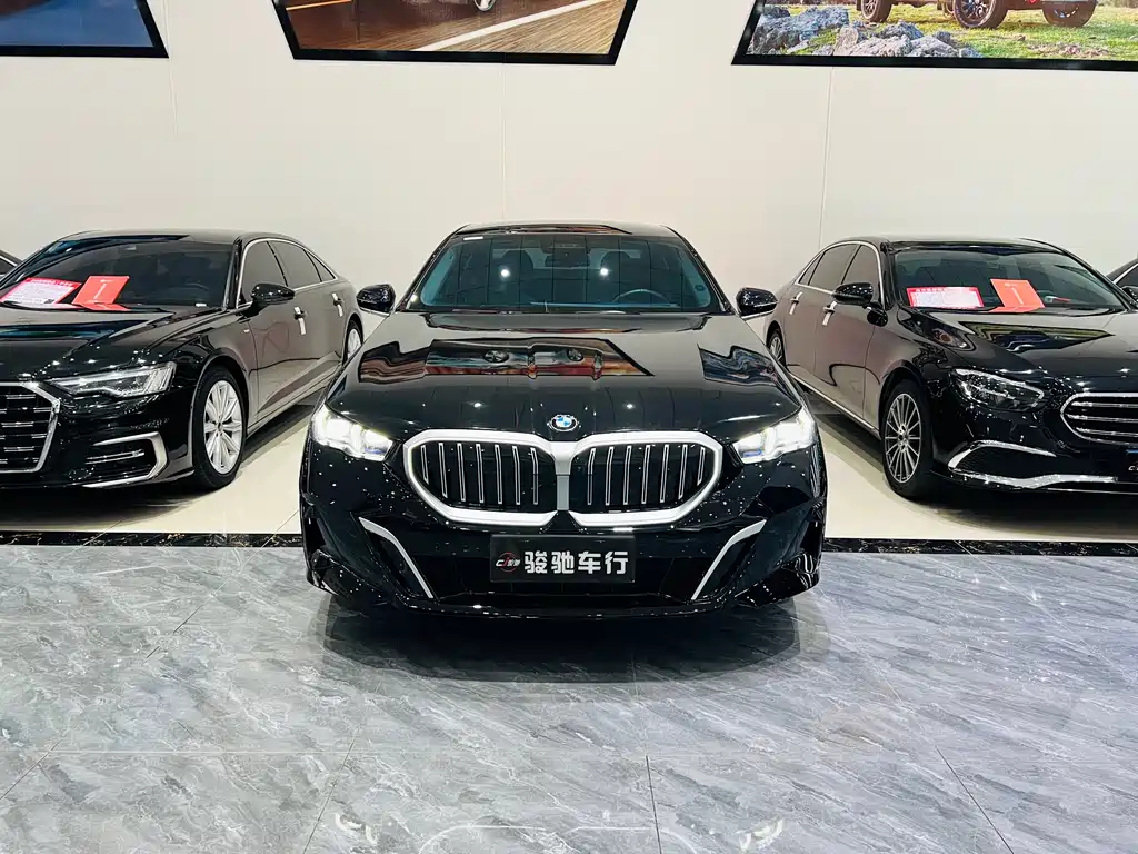 BMW 5 Series 2024