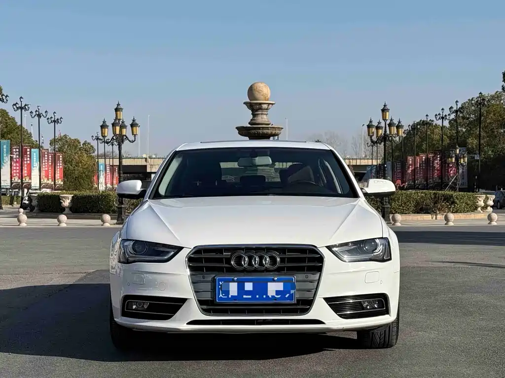 Audi A4L 2014
