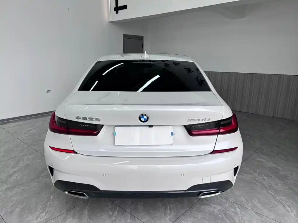 BMW 3 Series 2022