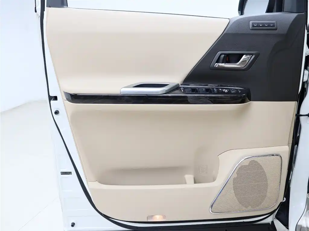 Toyota Alphard 2015 — фото 6