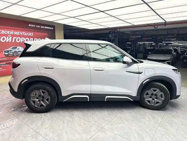 BYD Yuan UP 2025