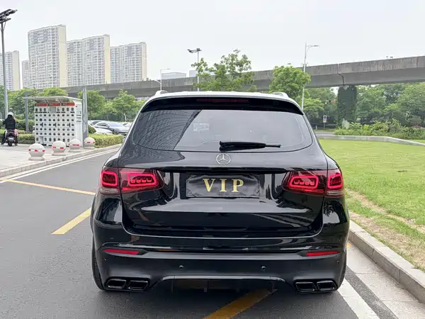 Mercedes-Benz GLC 2021
