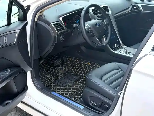 Ford Mondeo 2021