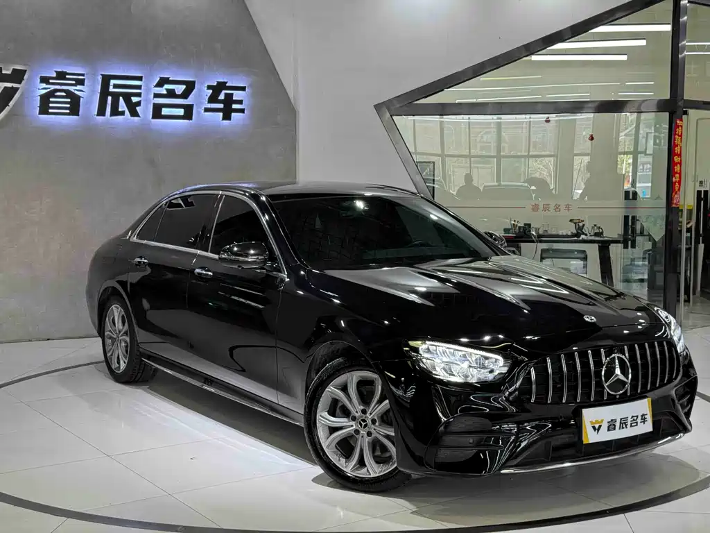 Mercedes-Benz E-Class 2023 — фото 1
