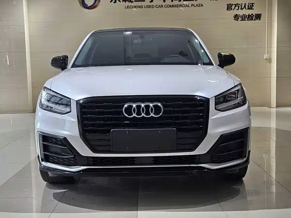 Audi Q2L 2018