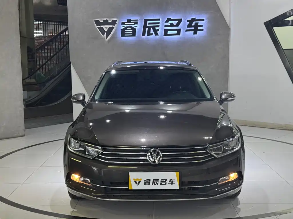 Volkswagen Viloran 2018 — фото 2