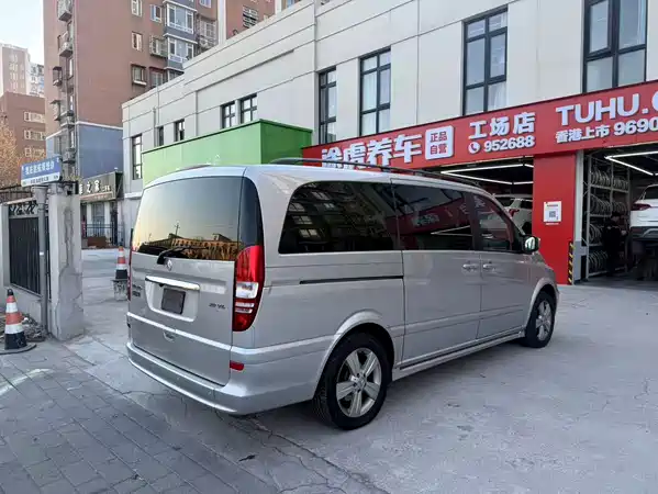 Mercedes-Benz Viano 2013