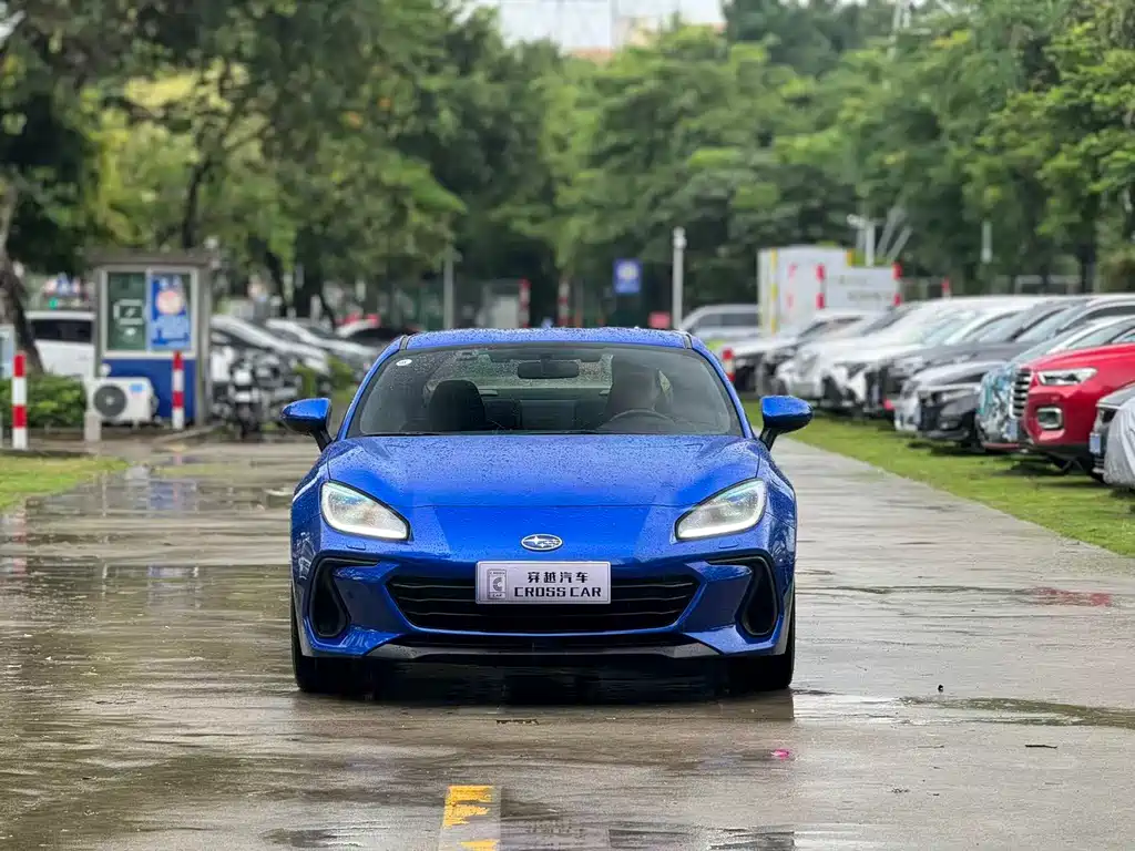 Subaru BRZ 2023 — фото 2