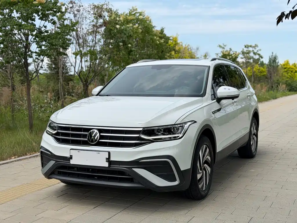 Volkswagen Tiguan L 2023