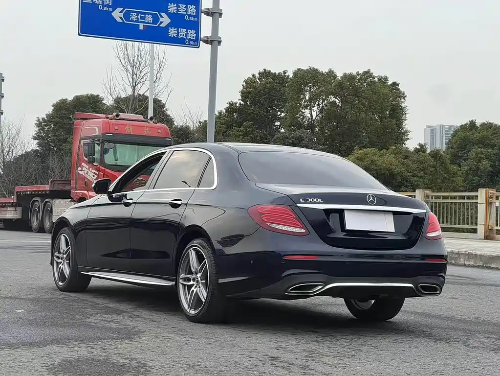 Mercedes-Benz E-Class 2020 — фото 6
