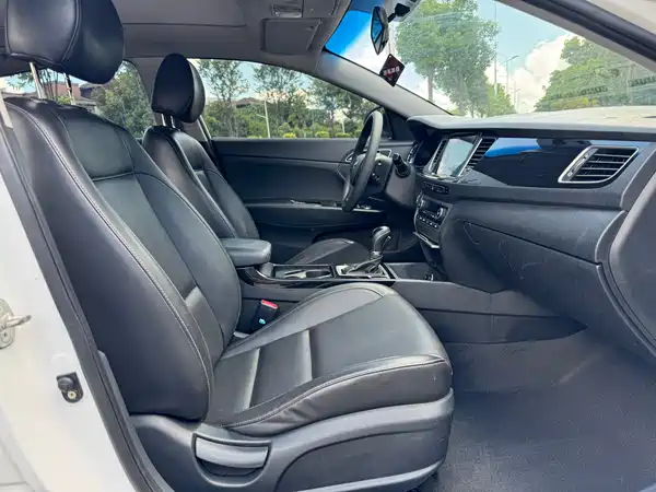 Hyundai Mistra 2015