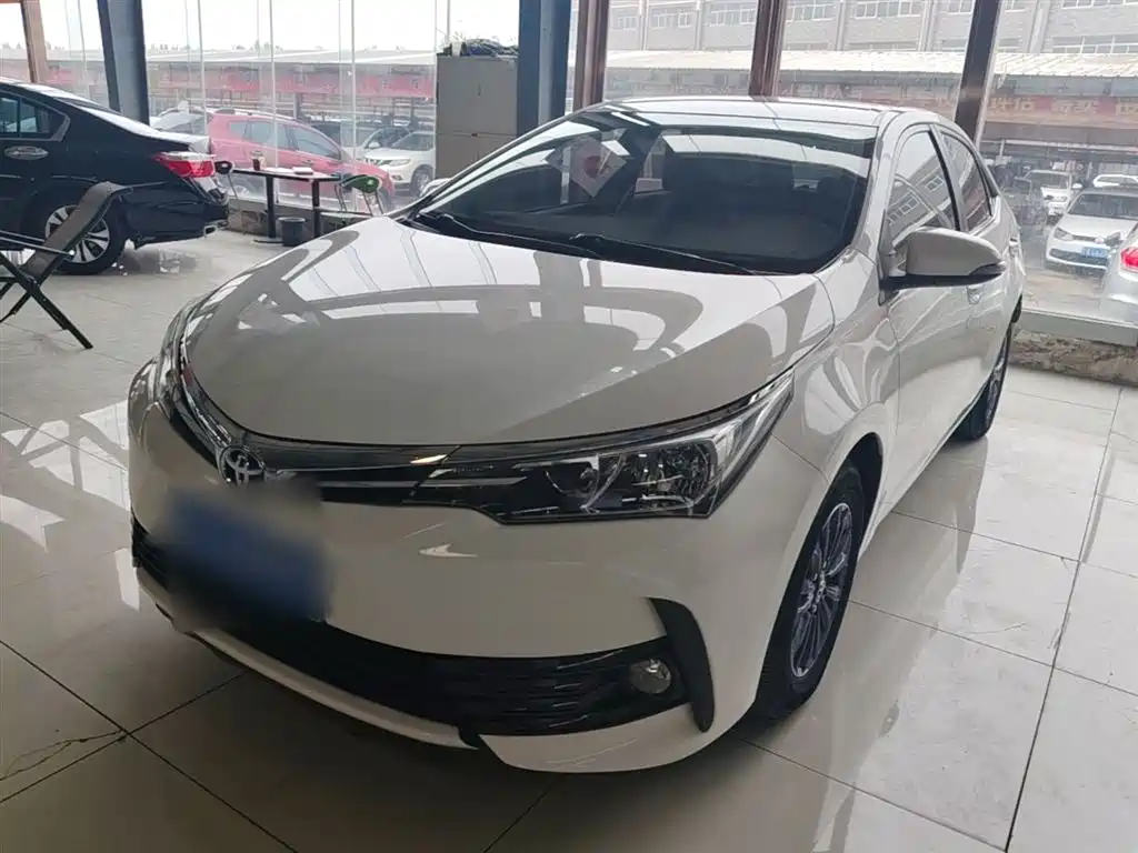 Toyota Corolla 2019 — фото 2