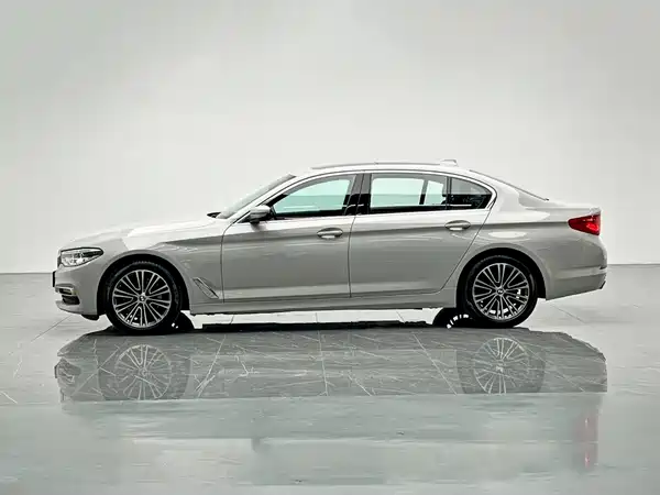 BMW 5 Series 2019