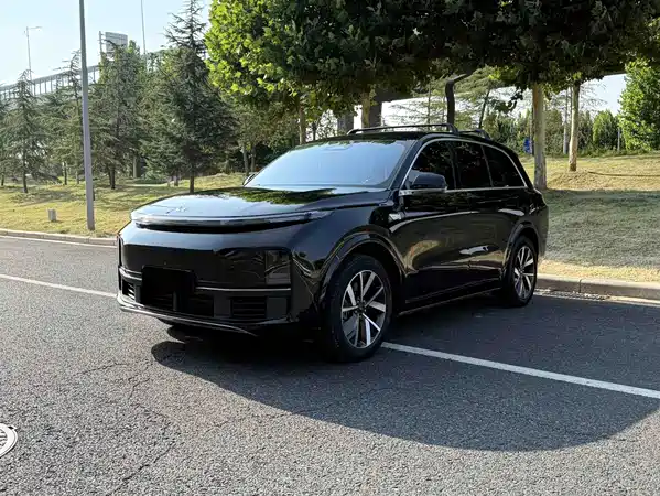 Li Auto L8 2023