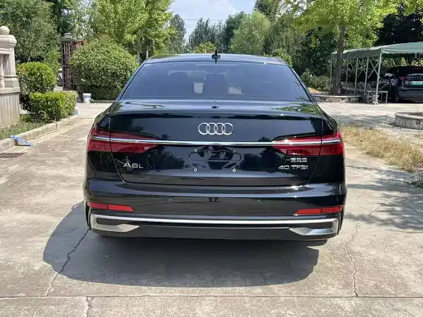 Audi A6L 2023