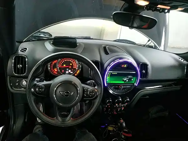 MINI JCW COUNTRYMAN 2018
