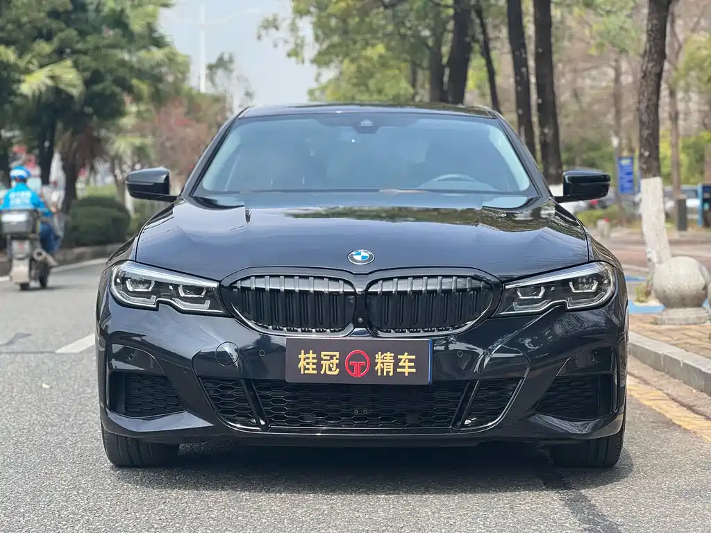 BMW 3 Series 2021