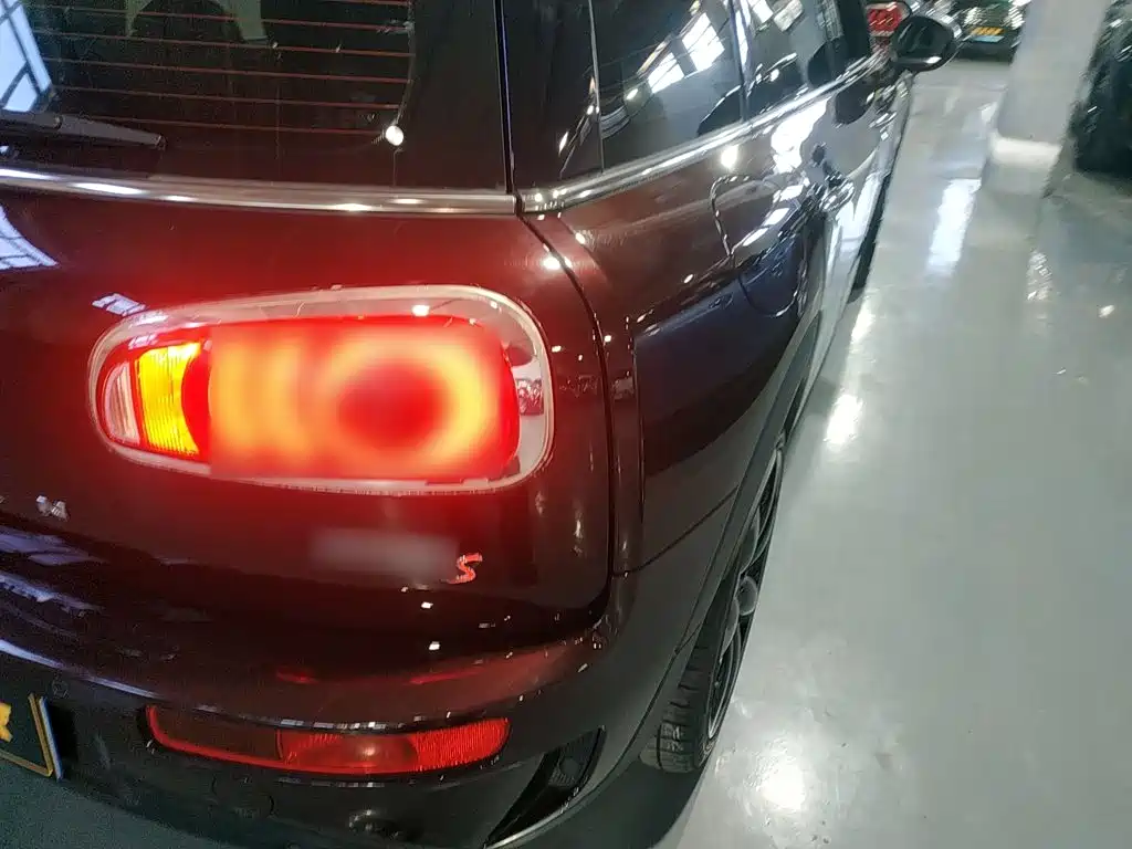 MINI Clubman 2016 — фото 24