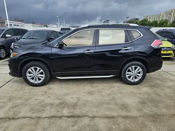 Nissan X-Trail 2015