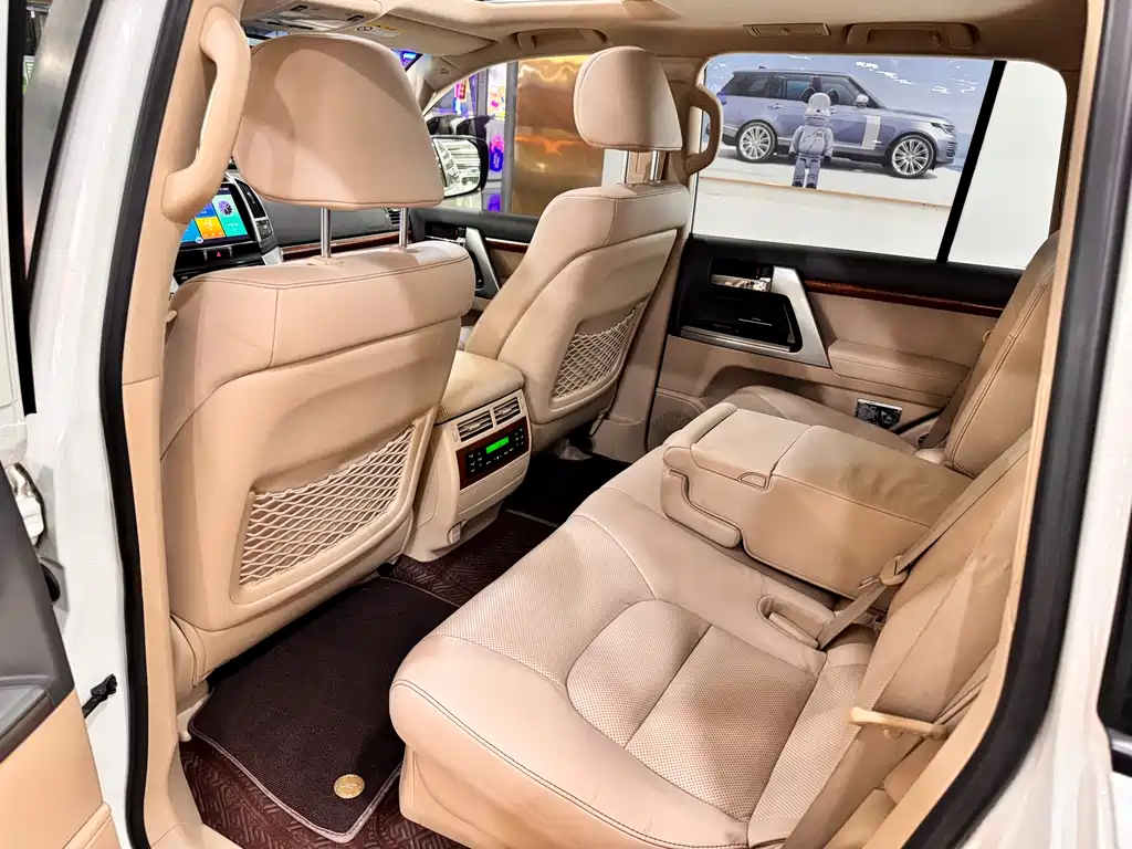 Toyota Land Cruiser 2015 — фото 13
