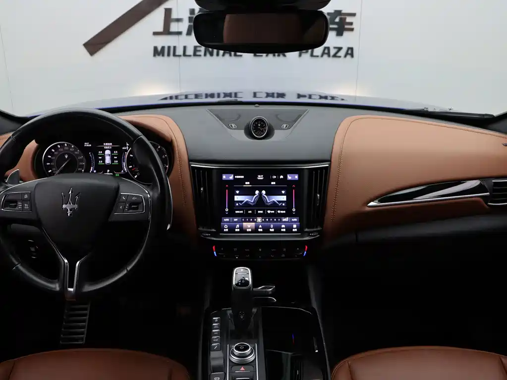 Maserati Levante 2022 — фото 16