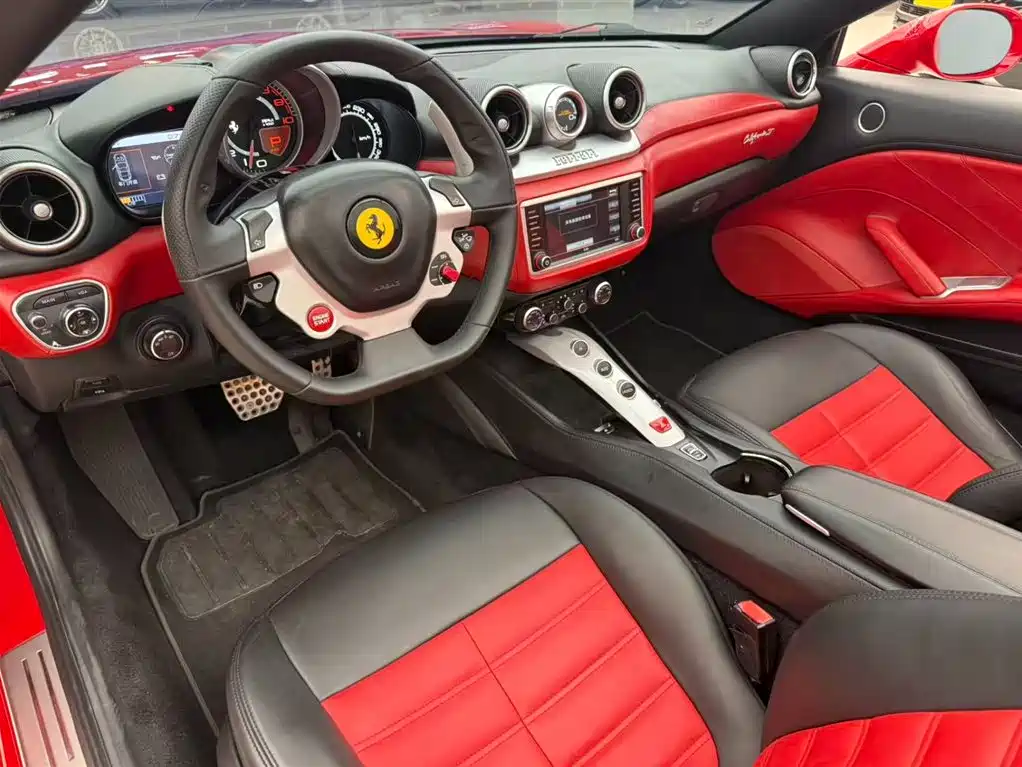 Ferrari California T 2016 — фото 4