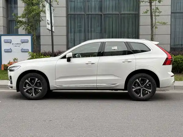 Volvo XC60 2026