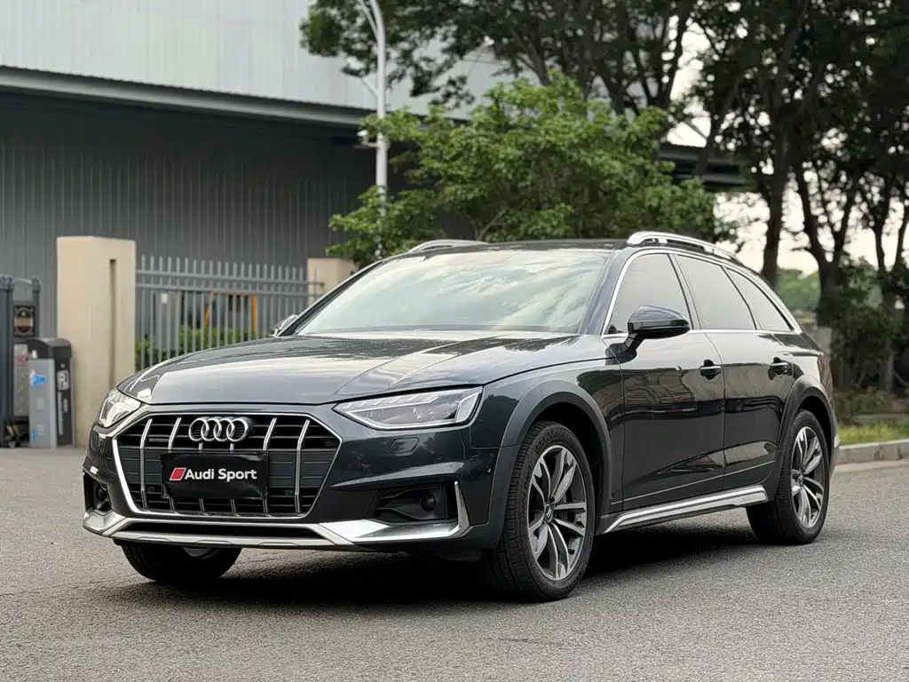 Audi A4 2021 — фото 1