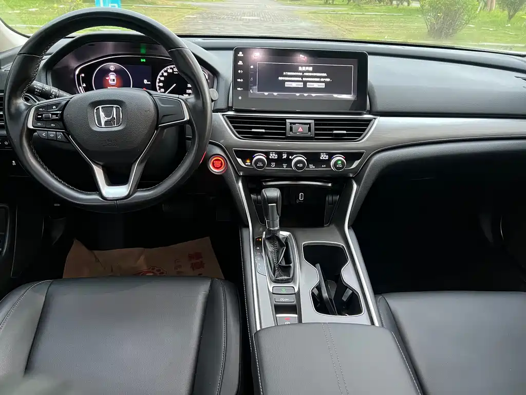 Honda Accord 2022 — фото 12