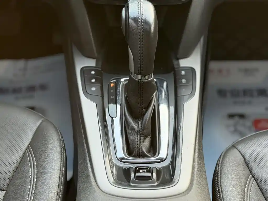Chevrolet Malibu 2018 — фото 13