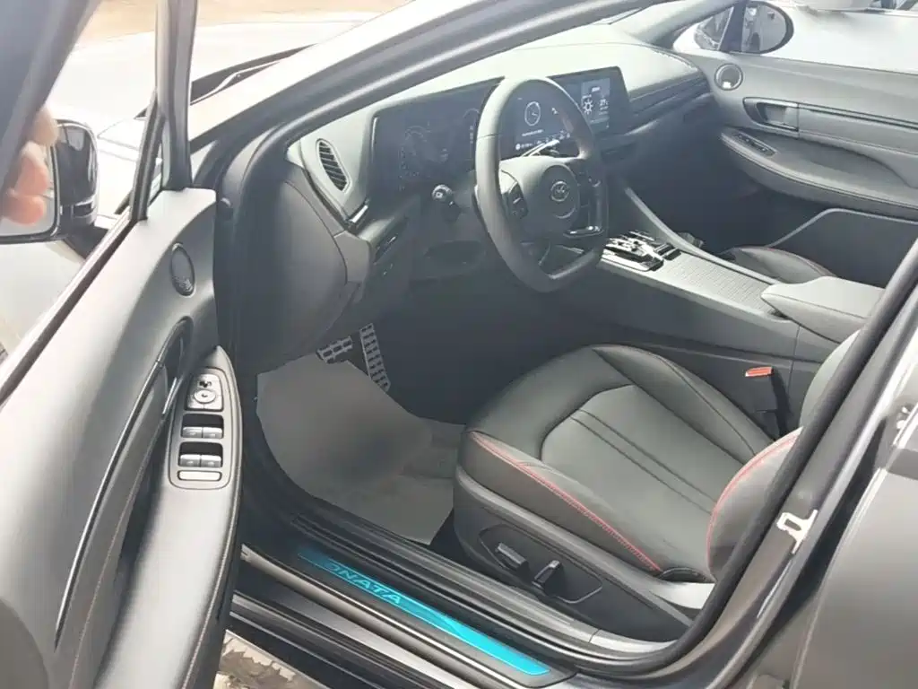 Hyundai Sonata 2022 — фото 16