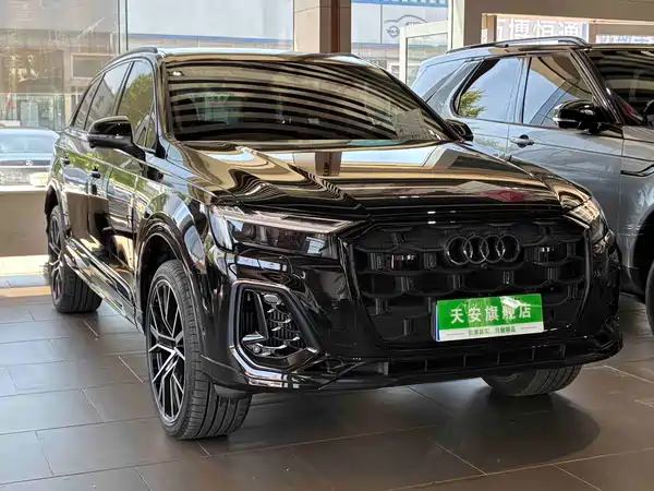 Audi Q7 2025