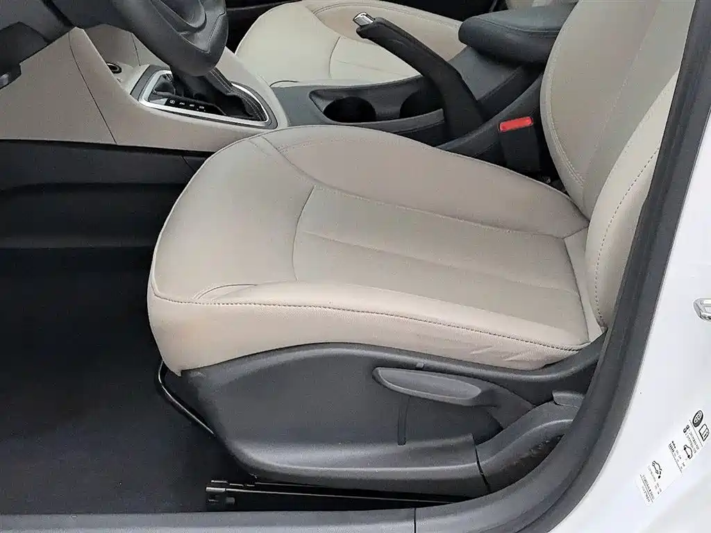 Buick Excelle 2020 — фото 20