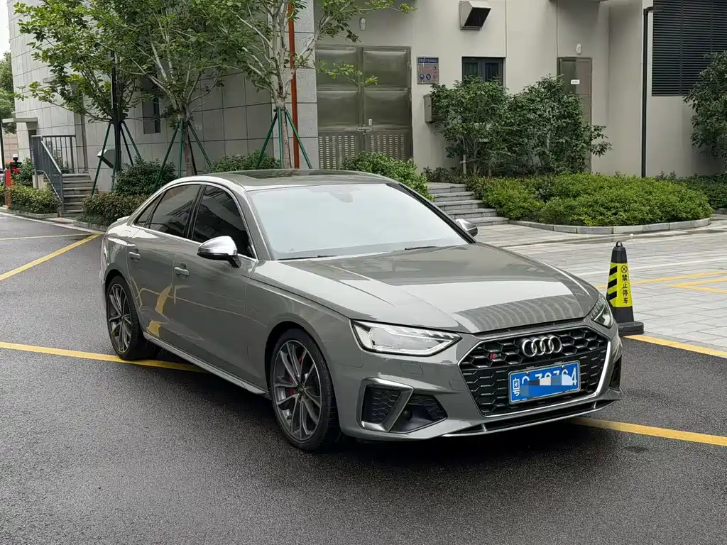 Audi S4 2021