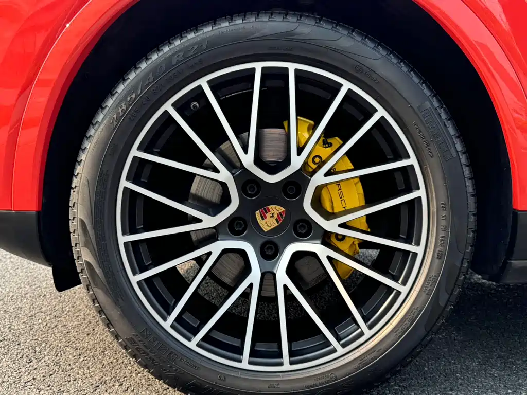 Porsche Cayenne 2020 — фото 15