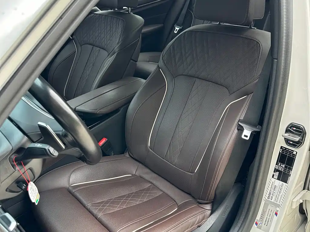 BMW 5 Series 2022