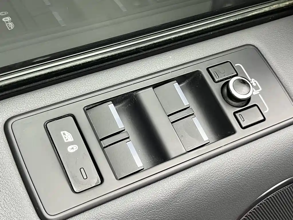 Land Rover Sport 2013 — фото 17