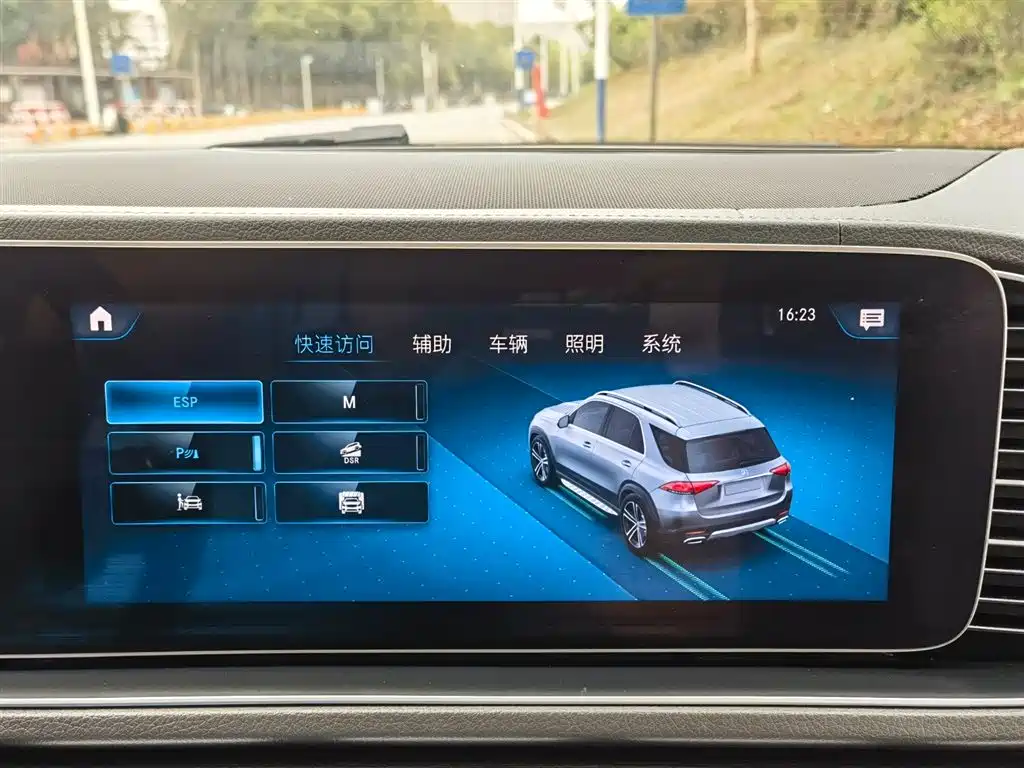 Mercedes-Benz GLE 2020 — фото 18