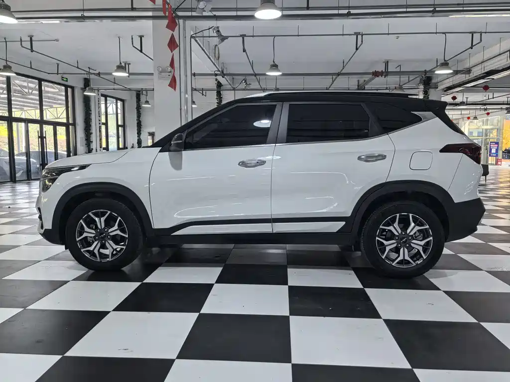 Kia KX3 2022