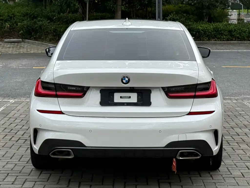BMW 3 Series 2021